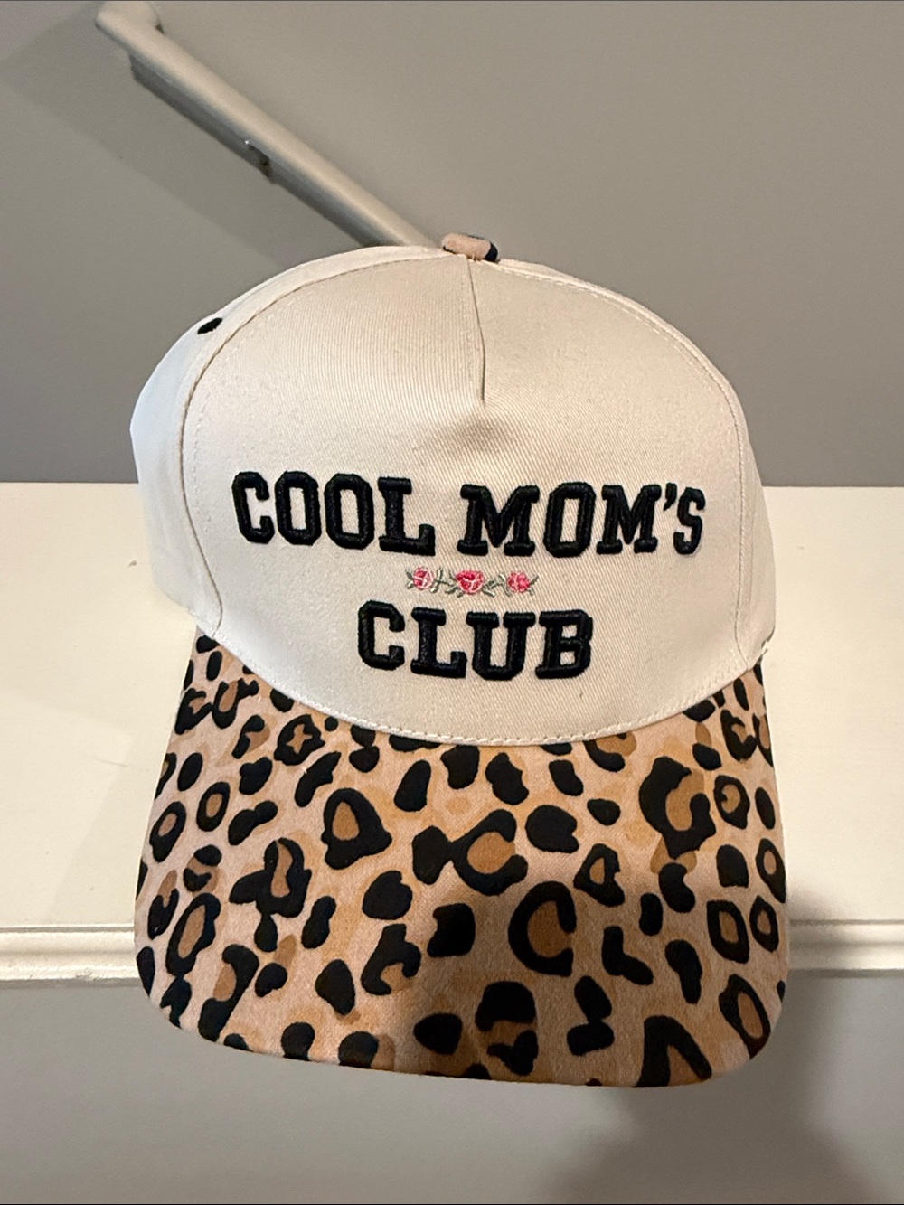 Zenana Outfitters 'Cool Mom's Club' Cap - White Crown with Leopard Visor